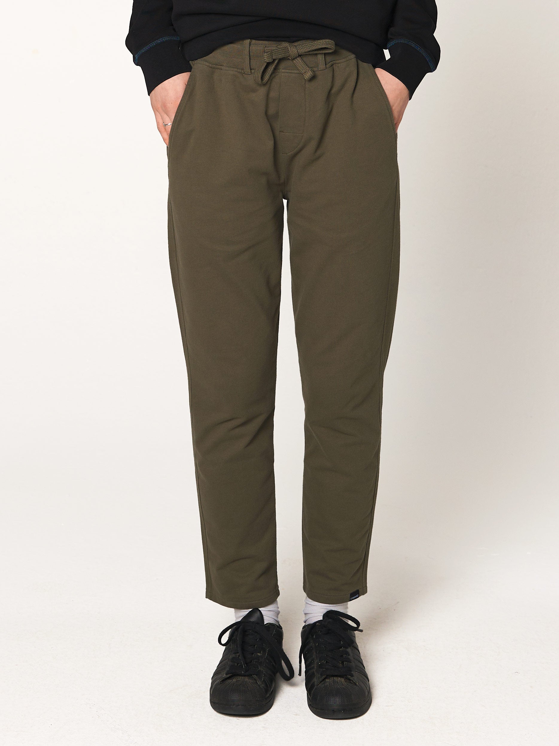 ITEM No. 21 – Chino leger Oliv - Standard Project